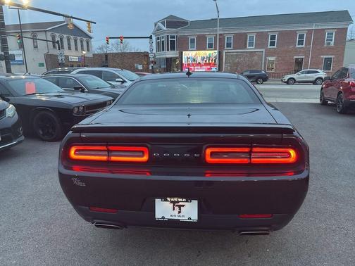 2017 Dodge Challenger R/T