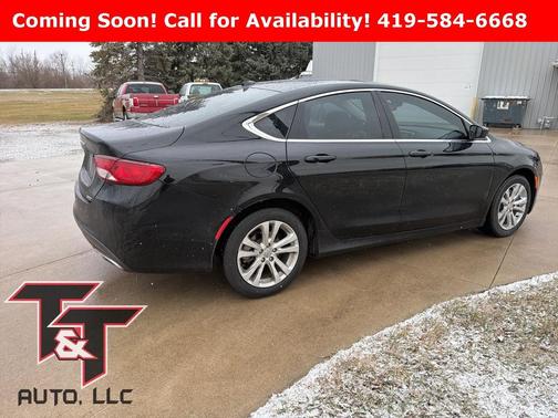 2017 Chrysler 200 Limited