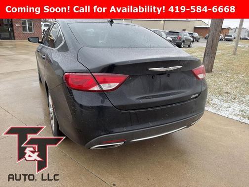 2017 Chrysler 200 Limited