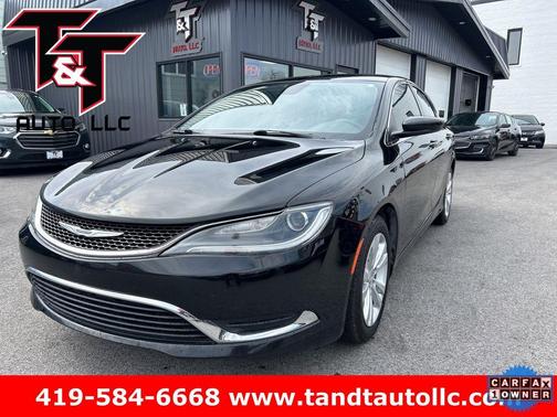 2017 Chrysler 200 Limited