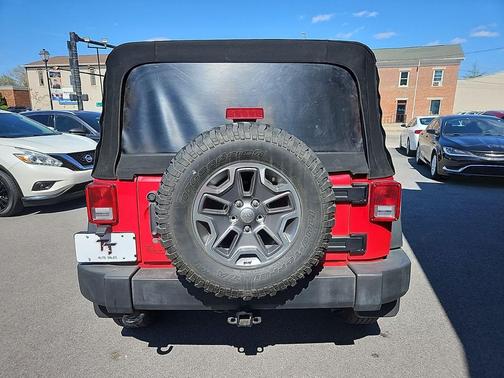 Flame Red Clearcoat 2014 Jeep Wrangler Unlimited Rubicon