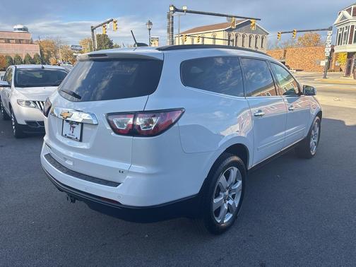 2017 Chevrolet Traverse 1LT