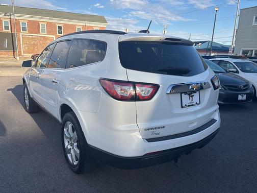 2017 Chevrolet Traverse 1LT