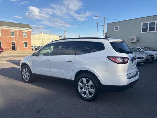 2017 Chevrolet Traverse 1LT