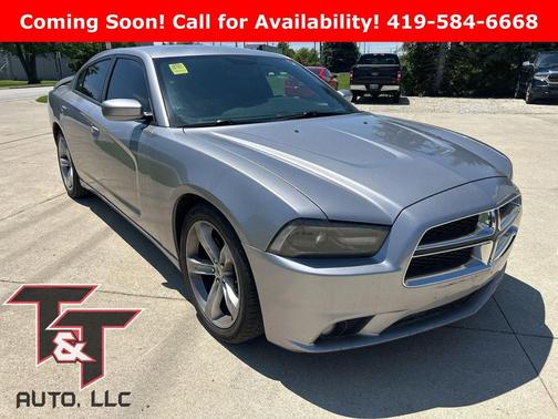 Billet Silver Metallic Clearcoat 2013 Dodge Charger SXT