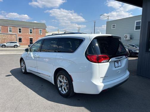 2018 Chrysler Pacifica Limited