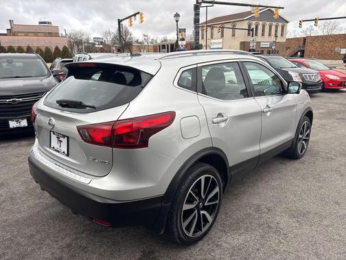2017 Nissan Rogue Sport SL