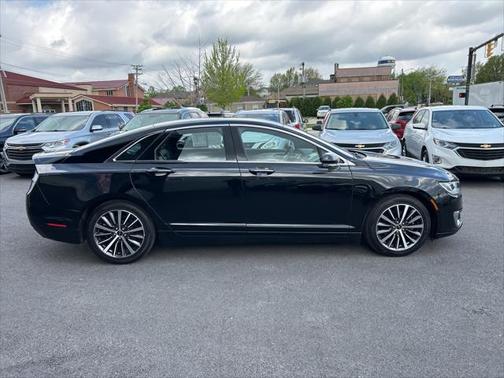 2017 Lincoln MKZ Premiere