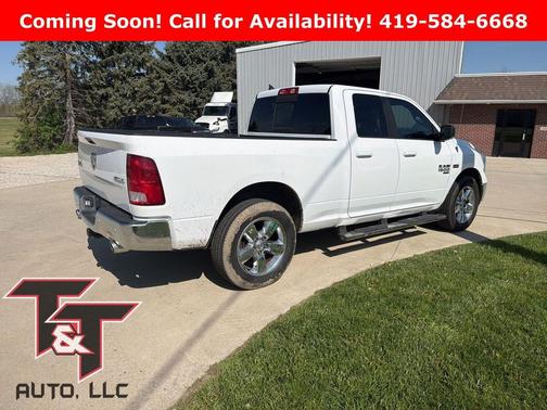 Bright White Clearcoat 2019 RAM 1500 Big Horn