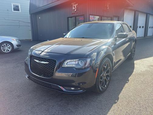 Maximum Steel Metallic Clearcoat 2019 Chrysler 300 S Sedan