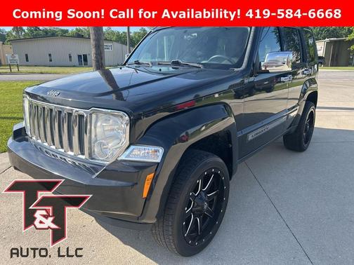 Brilliant Black Crystal Pearlcoat 2012 Jeep Liberty Sport