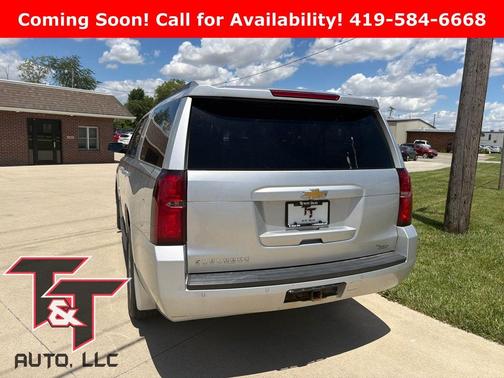 Silver Ice Metallic 2016 Chevrolet Suburban LT
