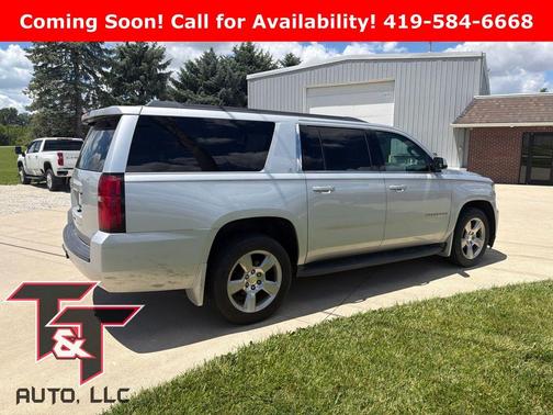 Silver Ice Metallic 2016 Chevrolet Suburban LT