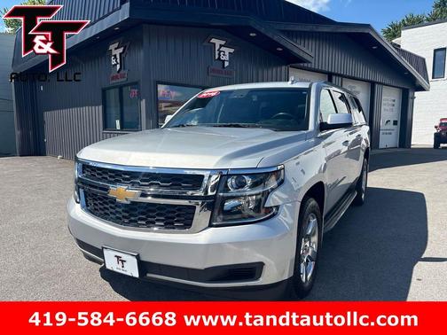 Silver Ice Metallic 2016 Chevrolet Suburban LT