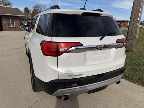 2018 GMC Acadia SLE-2