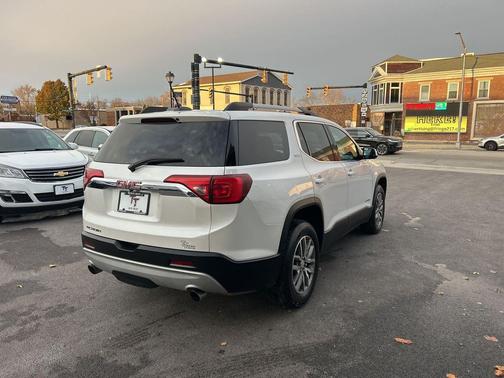 2018 GMC Acadia SLE-2