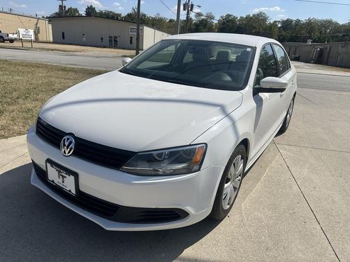 2014 Volkswagen Jetta Auto SE
