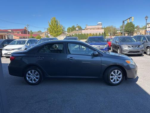 2012 Toyota Corolla LE