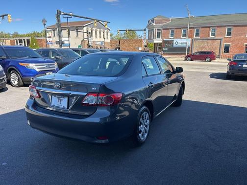 2012 Toyota Corolla LE