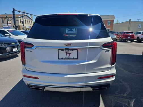 Crystal White Tricoat 2020 Cadillac XT6 Premium Luxury AWD