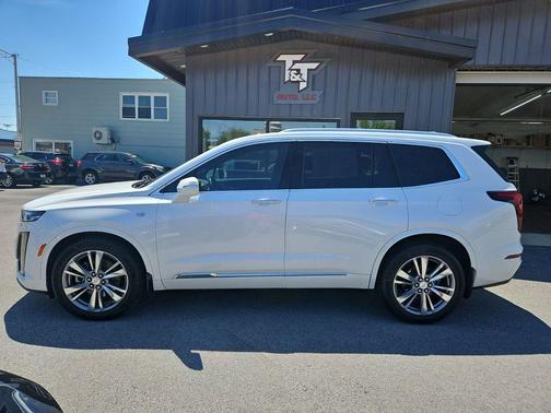 Crystal White Tricoat 2020 Cadillac XT6 Premium Luxury AWD