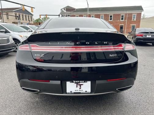 Black Metallic 2020 Lincoln MKZ Reserve
