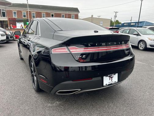 Black Metallic 2020 Lincoln MKZ Reserve