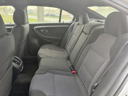 2016 Ford Taurus SEL