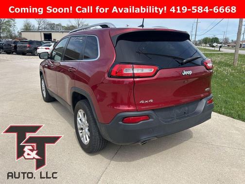 Deep Cherry Red Crystal Pearlcoat 2016 Jeep Cherokee Latitude