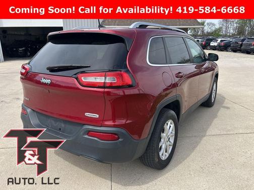 Deep Cherry Red Crystal Pearlcoat 2016 Jeep Cherokee Latitude