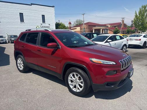 Deep Cherry Red Crystal Pearlcoat 2016 Jeep Cherokee Latitude