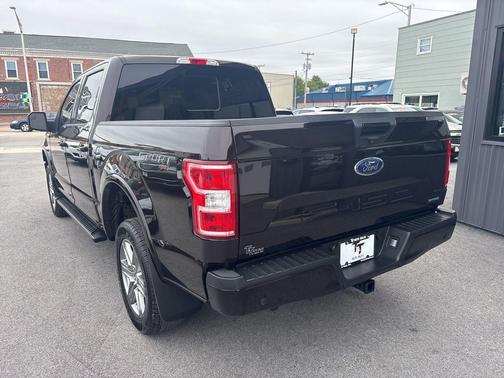 Magma Red 2018 Ford F-150 XLT