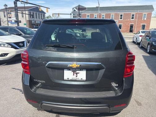 Nightfall Gray Metallic 2017 Chevrolet Equinox LS