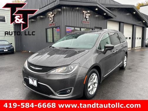 2018 Chrysler Pacifica Touring-L Plus