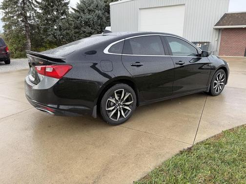 2021 Chevrolet Malibu FWD RS