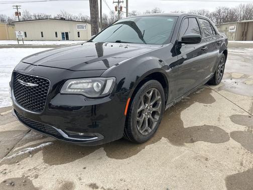 2015 Chrysler 300 S