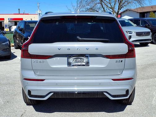 Vapour Grey Metallic 2026 Volvo XC60 B5 Plus