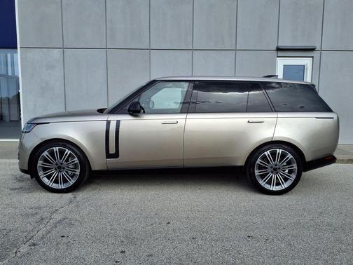 Batumi 2026 Land Rover Range Rover P400 SE 7 Seat