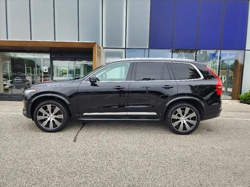 2024 Volvo XC90 B6 Plus Bright Theme 6-Seater