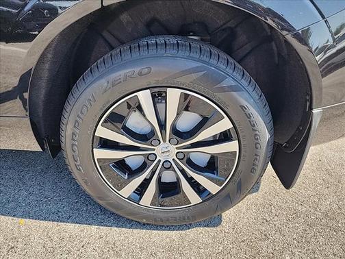 2025 Volvo XC60 Plug-In Hybrid T8 Core