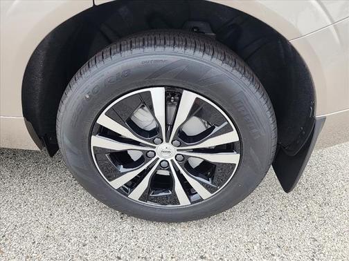 2025 Volvo XC60 B5 Core