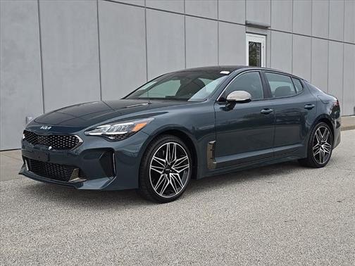 2022 Kia Stinger GT1