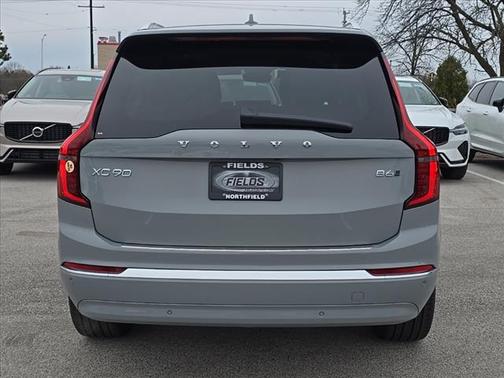 2025 Volvo XC90 B6 Plus 7-Seater