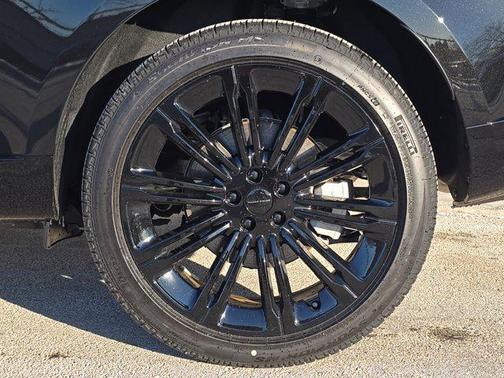 2026 Land Rover Range Rover P400 SE