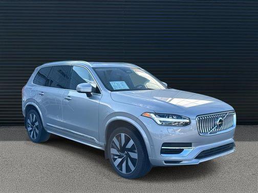2024 Volvo XC90 Recharge Plug-In Hybrid T8 Plus 6-Seater