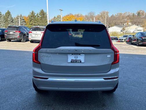 2024 Volvo XC90 Recharge Plug-In Hybrid T8 Plus 6-Seater