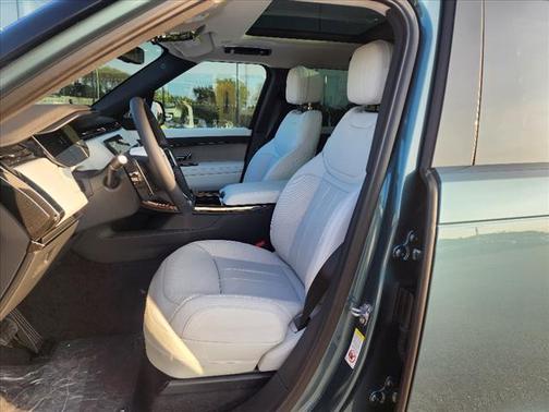 2024 Land Rover Range Rover Sport SE