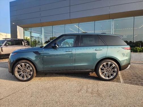 2024 Land Rover Range Rover Sport SE