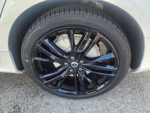 2024 Volvo S60 B5 Plus Black Edition