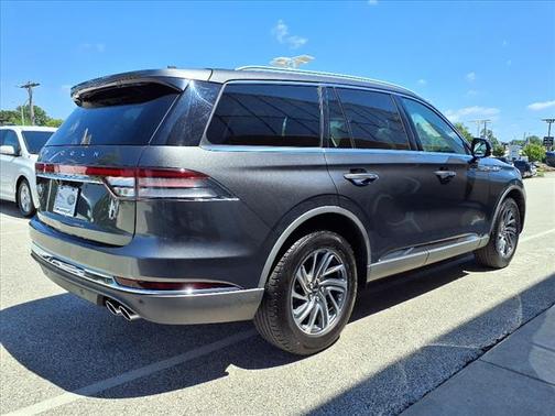 2020 Lincoln Aviator Standard AWD
